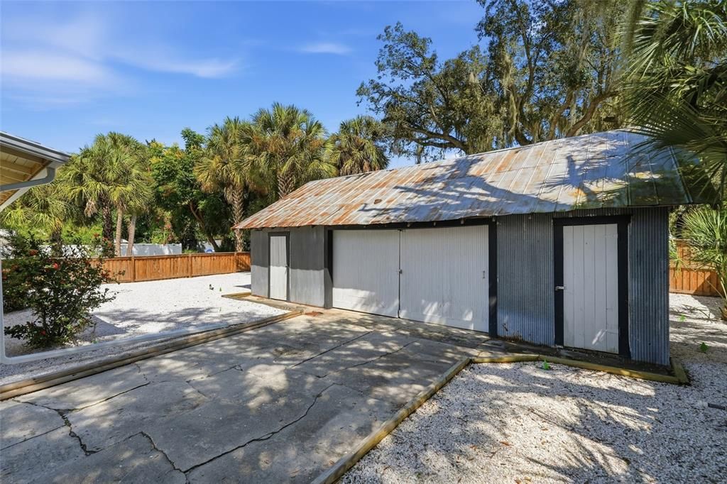 For Sale: $265,000 (3 beds, 2 baths, 1474 Square Feet)