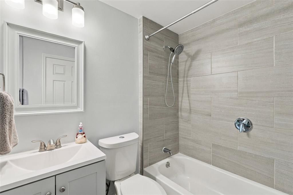 For Sale: $265,000 (3 beds, 2 baths, 1474 Square Feet)