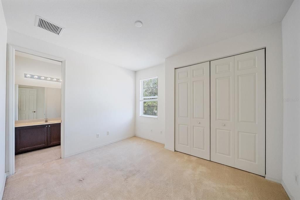 For Sale: $549,000 (4 beds, 4 baths, 2836 Square Feet)