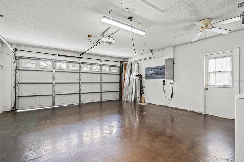 En Venta: $445,000 (3 camas, 2 baños, 1701 Pies cuadrados)