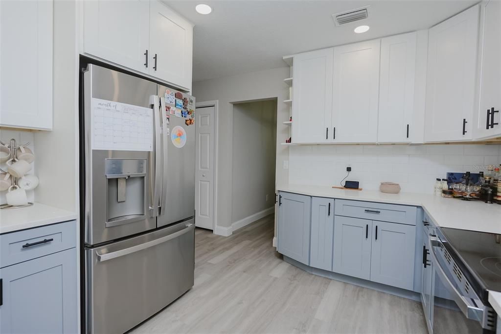 For Sale: $475,000 (3 beds, 2 baths, 1638 Square Feet)