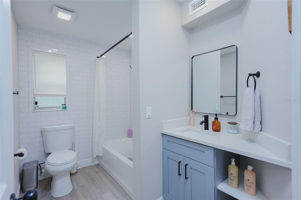 For Sale: $475,000 (3 beds, 2 baths, 1638 Square Feet)