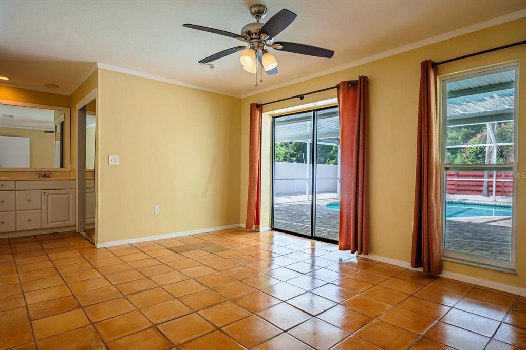 En Venta: $595,000 (3 camas, 2 baños, 1890 Pies cuadrados)
