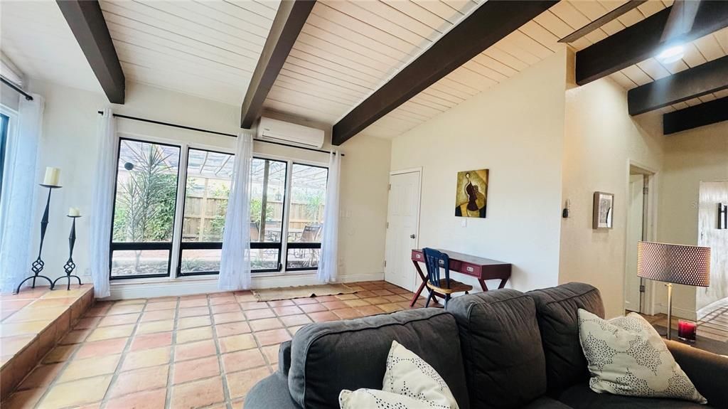 For Rent: $3,500 (3 beds, 2 baths, 2137 Square Feet)