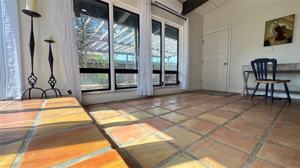 For Rent: $3,500 (3 beds, 2 baths, 2137 Square Feet)