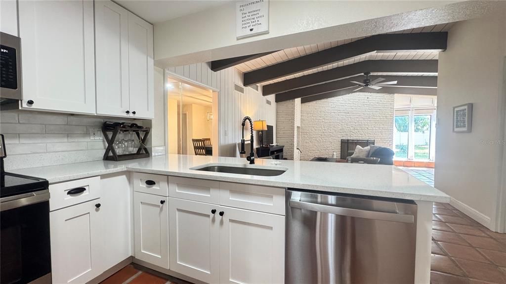 For Rent: $3,500 (3 beds, 2 baths, 2137 Square Feet)