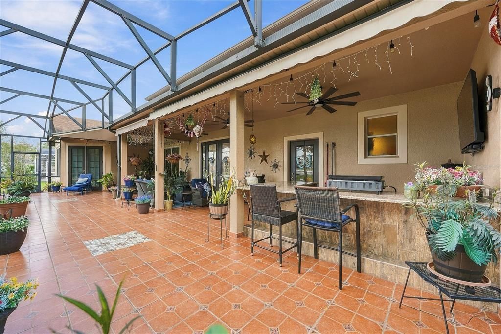 For Sale: $724,000 (5 beds, 3 baths, 3738 Square Feet)