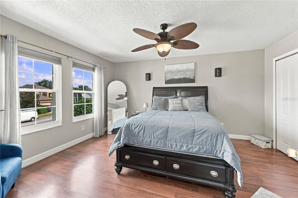 For Sale: $724,000 (5 beds, 3 baths, 3738 Square Feet)