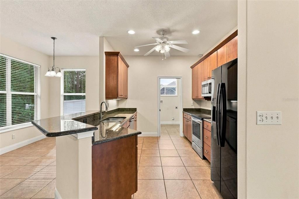 En Venta: $340,000 (3 camas, 2 baños, 1707 Pies cuadrados)