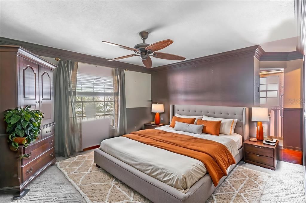 For Sale: $345,000 (3 beds, 2 baths, 1567 Square Feet)