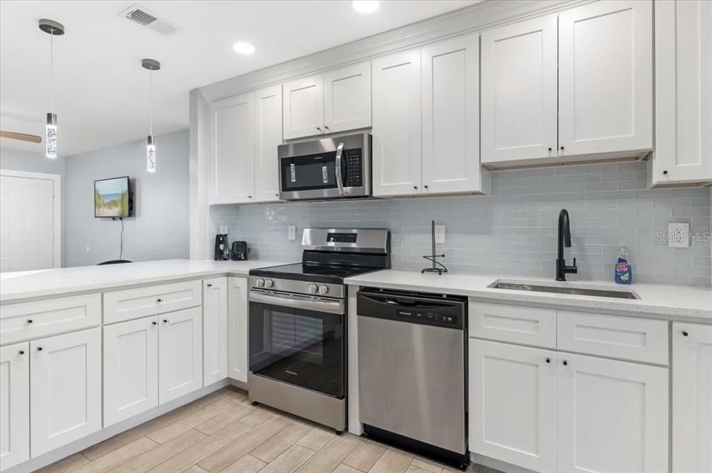 For Sale: $485,000 (4 beds, 0 baths, 2320 Square Feet)