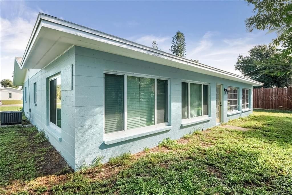 For Sale: $485,000 (4 beds, 0 baths, 2320 Square Feet)