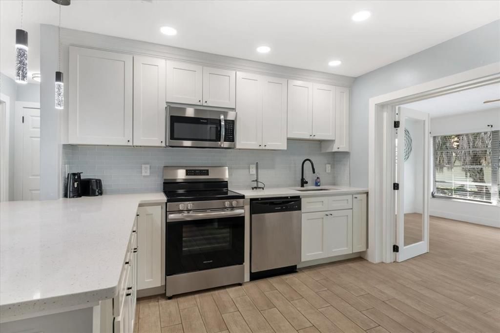 For Sale: $485,000 (4 beds, 0 baths, 2320 Square Feet)