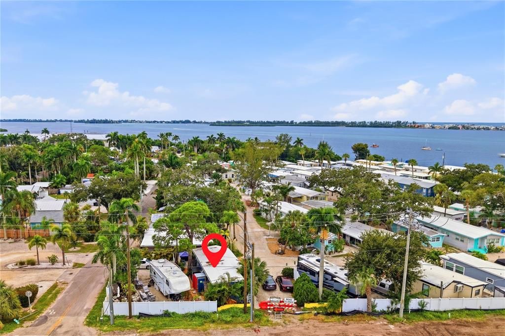 For Sale: $134,900 (1 beds, 1 baths, 606 Square Feet)