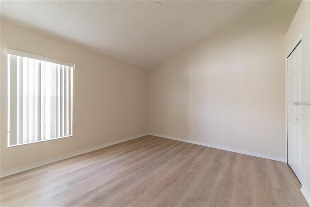 В аренду: $2,895 (5 спален, 4 ванн, 2136 Квадратных фут)