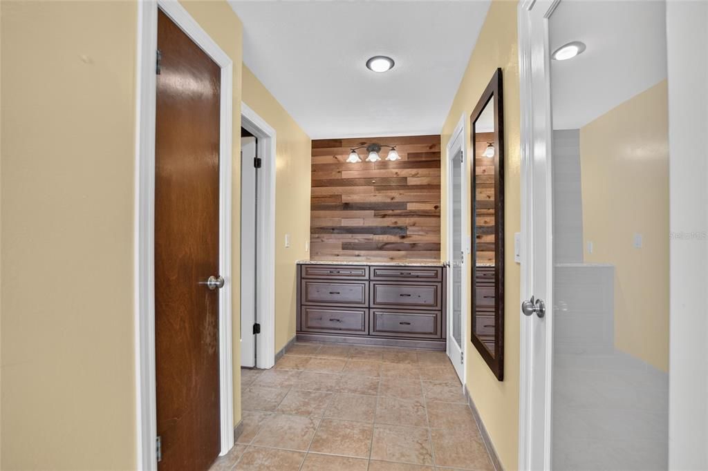 For Sale: $555,000 (4 beds, 2 baths, 2462 Square Feet)
