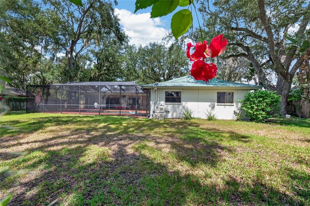 For Sale: $555,000 (4 beds, 2 baths, 2462 Square Feet)