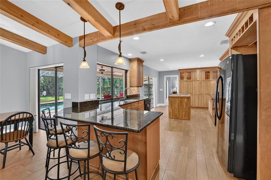 For Sale: $555,000 (4 beds, 2 baths, 2462 Square Feet)