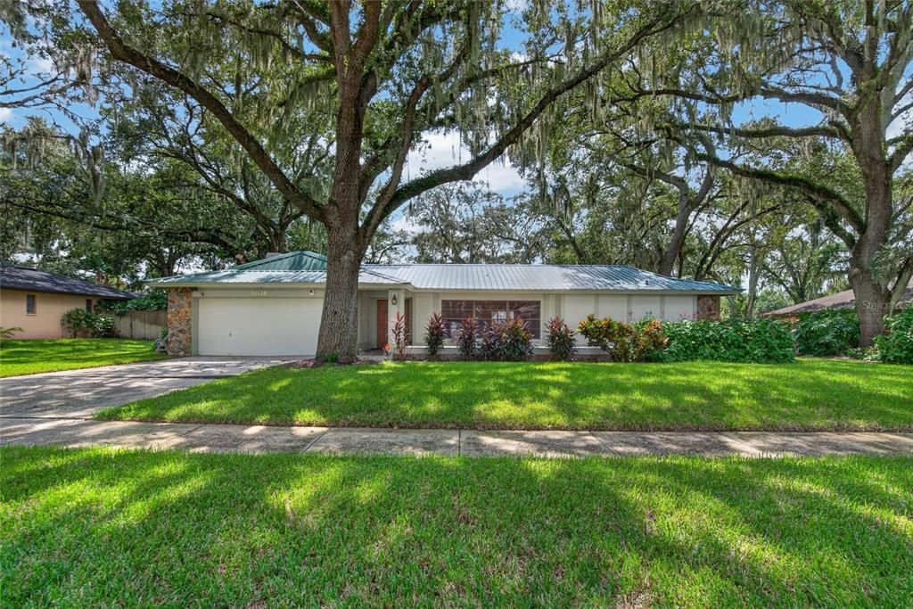For Sale: $555,000 (4 beds, 2 baths, 2462 Square Feet)