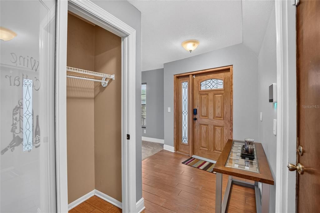 For Sale: $555,000 (4 beds, 2 baths, 2462 Square Feet)