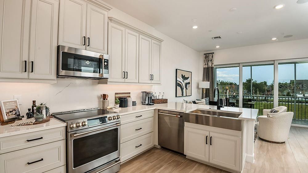 For Sale: $415,000 (4 beds, 3 baths, 1912 Square Feet)