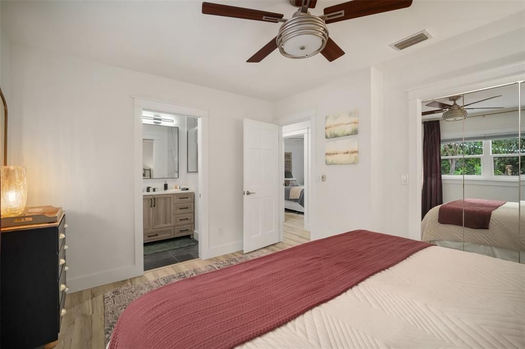 For Sale: $500,000 (4 beds, 2 baths, 1551 Square Feet)