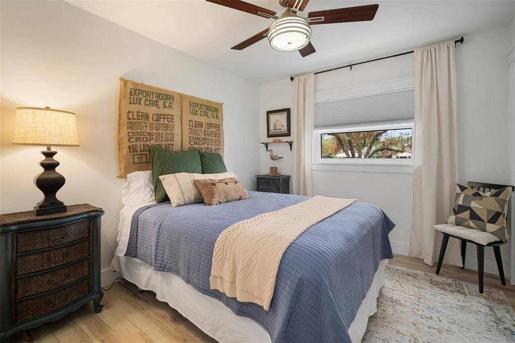 For Sale: $500,000 (4 beds, 2 baths, 1551 Square Feet)