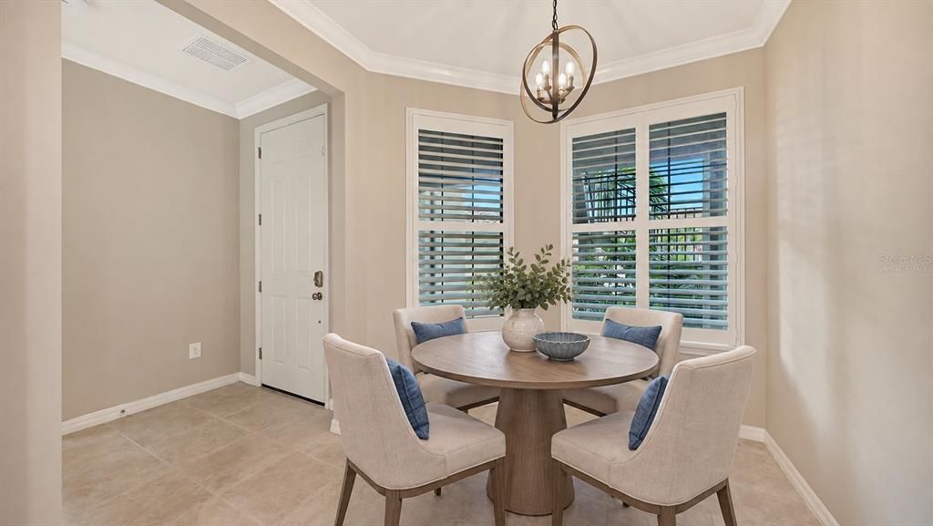 For Sale: $350,000 (2 beds, 2 baths, 1528 Square Feet)