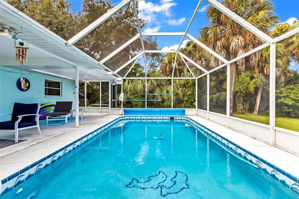 For Sale: $367,500 (3 beds, 2 baths, 1708 Square Feet)