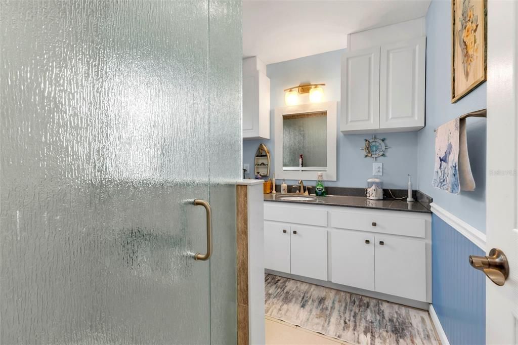 For Sale: $367,500 (3 beds, 2 baths, 1708 Square Feet)