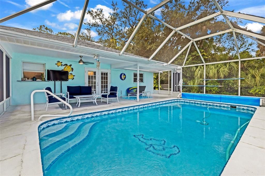For Sale: $367,500 (3 beds, 2 baths, 1708 Square Feet)