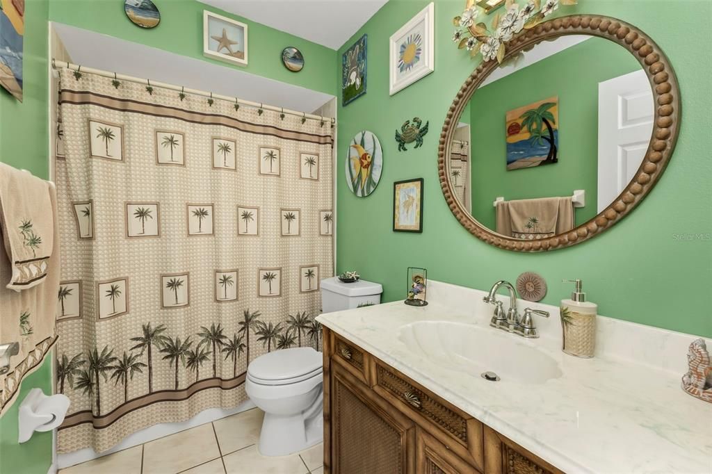 For Sale: $367,500 (3 beds, 2 baths, 1708 Square Feet)