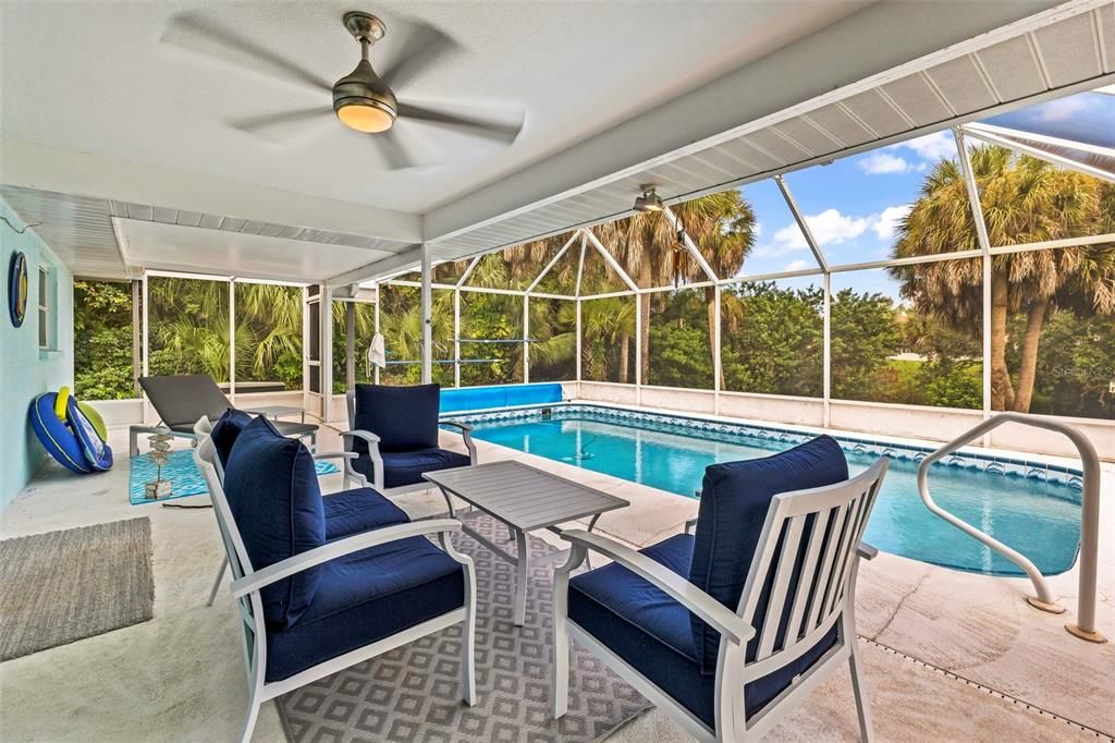 For Sale: $367,500 (3 beds, 2 baths, 1708 Square Feet)