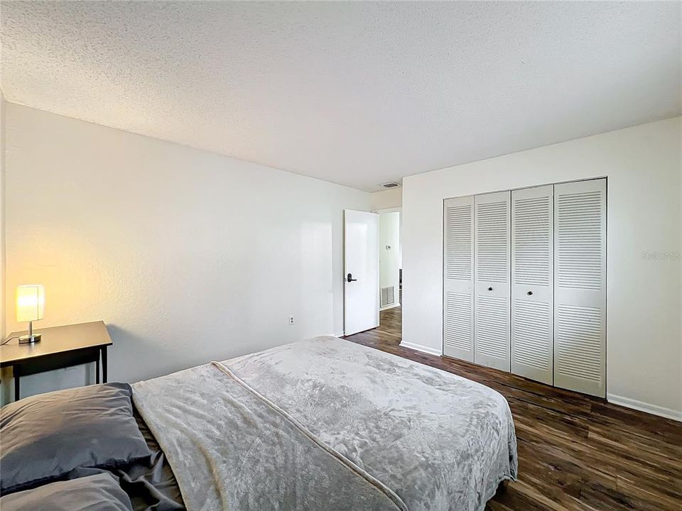 For Rent: $1,650 (3 beds, 2 baths, 1310 Square Feet)