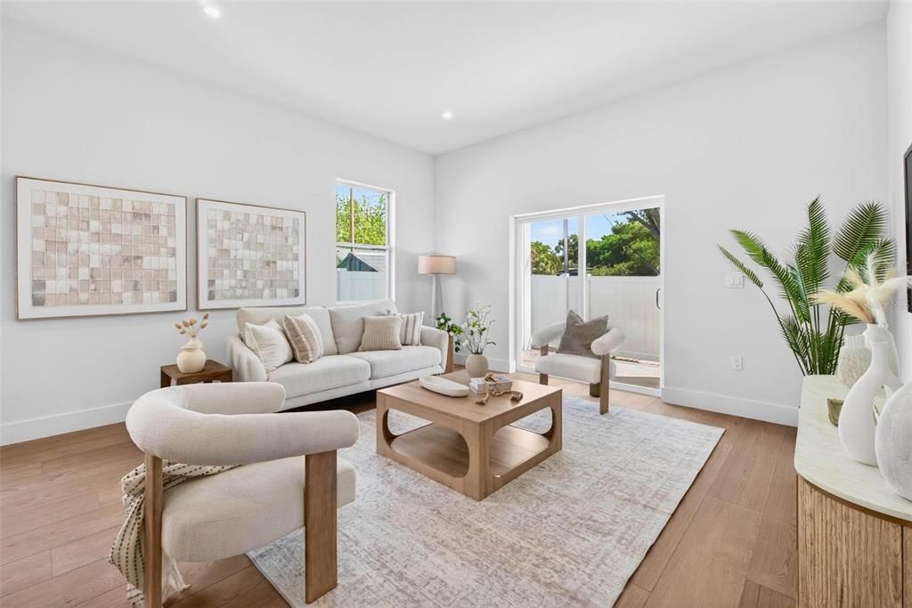 For Rent: $4,500 (4 beds, 2 baths, 1960 Square Feet)