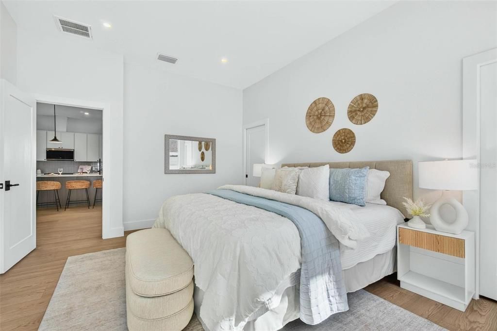 For Rent: $4,500 (4 beds, 2 baths, 1960 Square Feet)