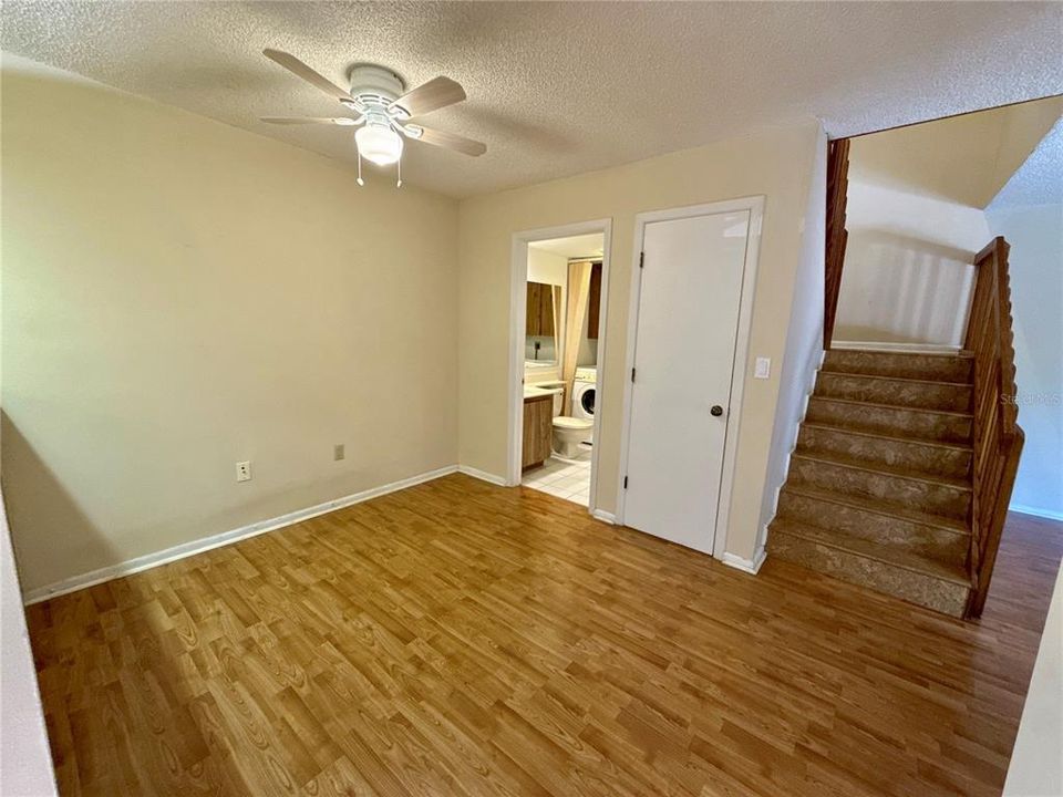 En Venta: $240,000 (2 camas, 2 baños, 1344 Pies cuadrados)