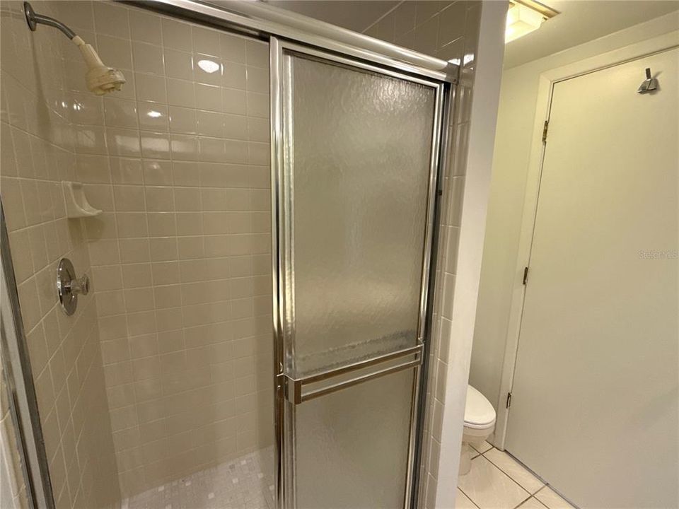 En Venta: $240,000 (2 camas, 2 baños, 1344 Pies cuadrados)