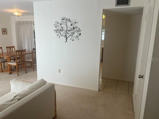 En Venta: $194,900 (2 camas, 2 baños, 1327 Pies cuadrados)