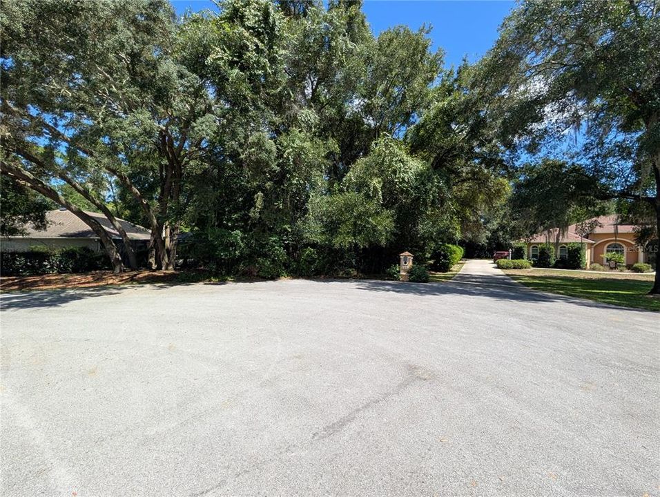 En Venta: $54,900 (0.43 acres)