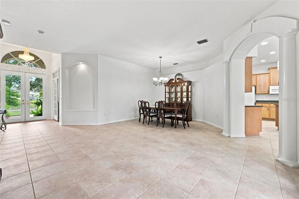 For Sale: $949,000 (4 beds, 3 baths, 3107 Square Feet)