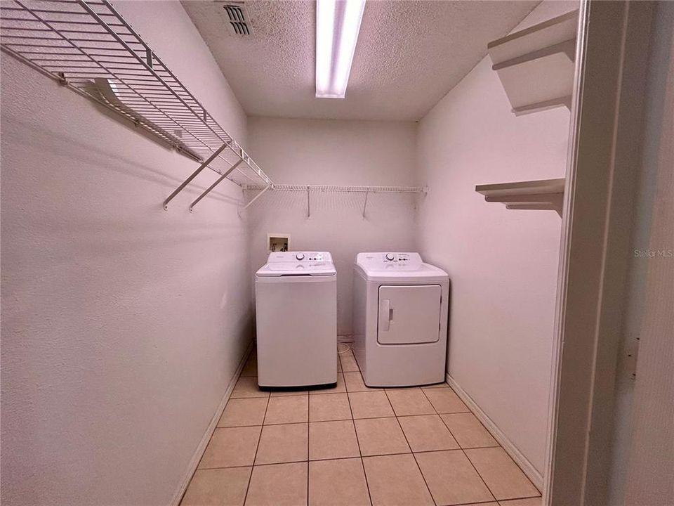 For Rent: $1,995 (4 beds, 2 baths, 1804 Square Feet)
