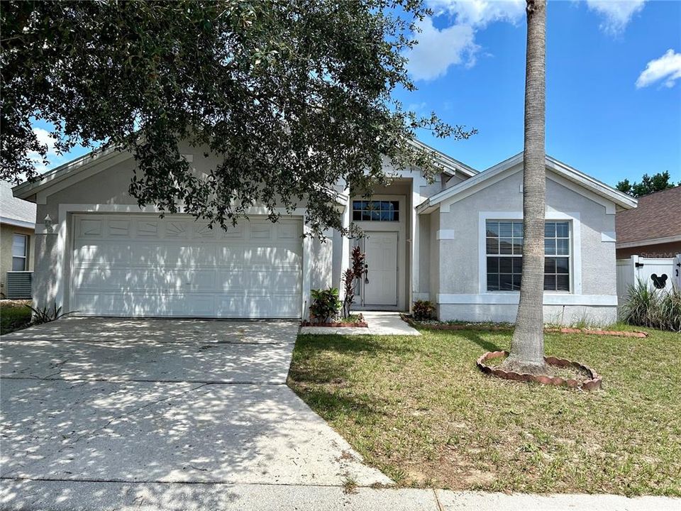 For Rent: $1,995 (4 beds, 2 baths, 1804 Square Feet)