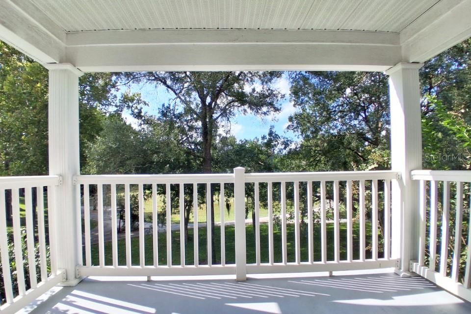 For Sale: $199,900 (1 beds, 1 baths, 965 Square Feet)
