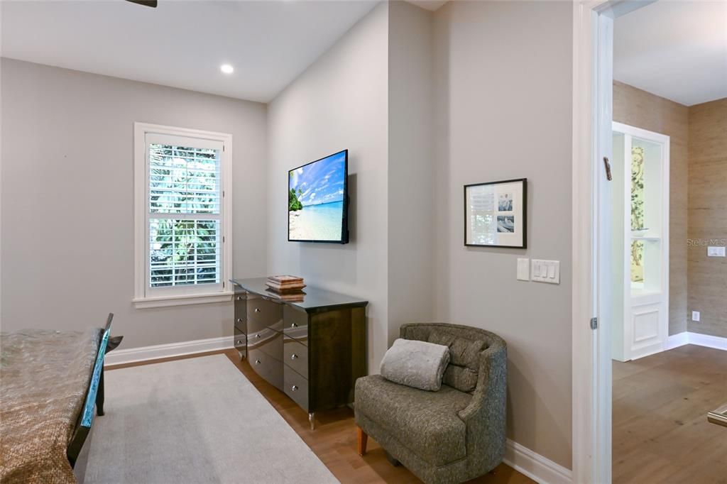 For Sale: $3,350,000 (4 beds, 3 baths, 3020 Square Feet)