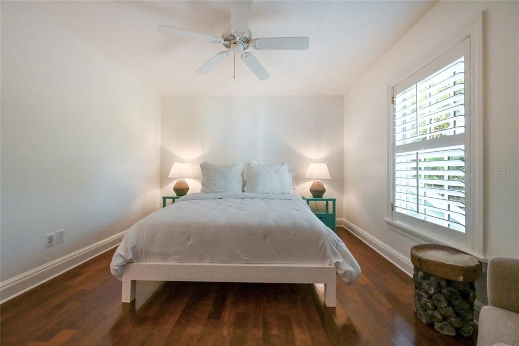 For Sale: $3,350,000 (4 beds, 3 baths, 3020 Square Feet)
