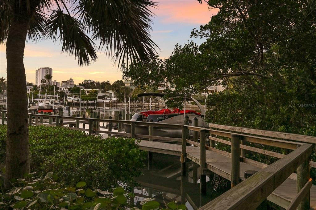For Sale: $3,350,000 (4 beds, 3 baths, 3020 Square Feet)