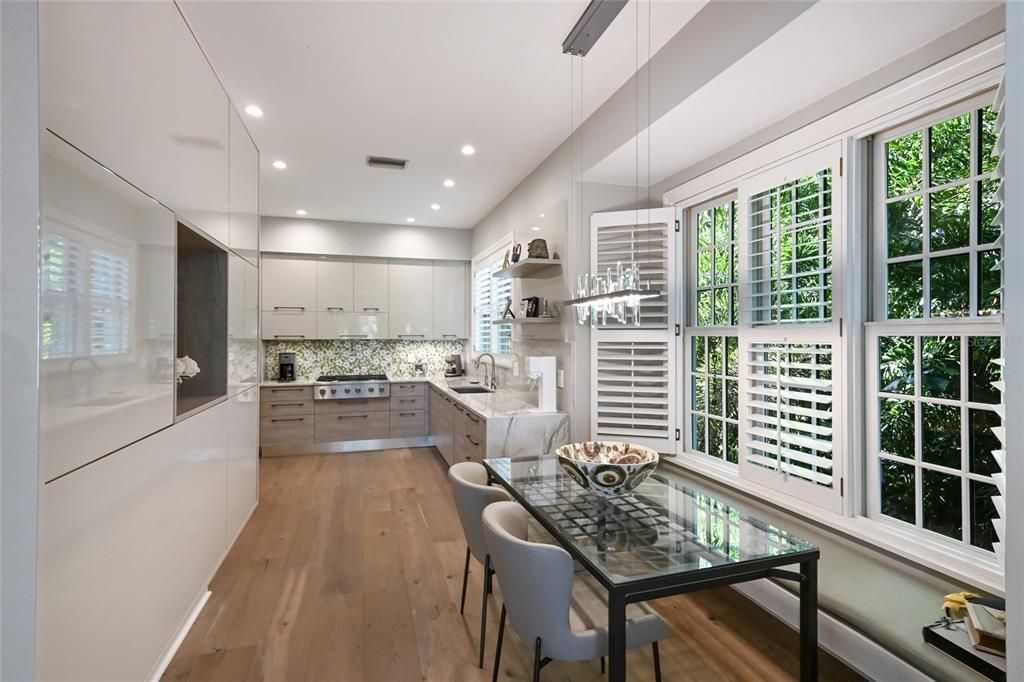 For Sale: $3,350,000 (4 beds, 3 baths, 3020 Square Feet)