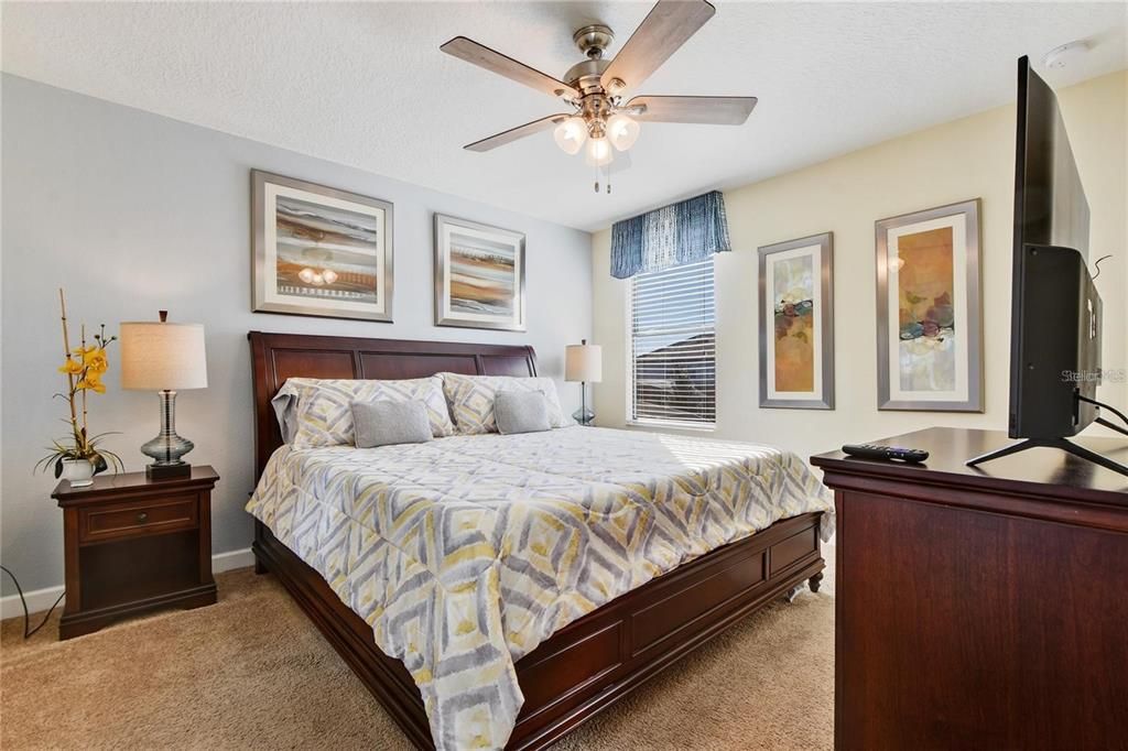 For Sale: $649,950 (9 beds, 5 baths, 3909 Square Feet)