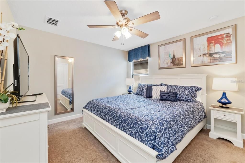 For Sale: $649,950 (9 beds, 5 baths, 3909 Square Feet)